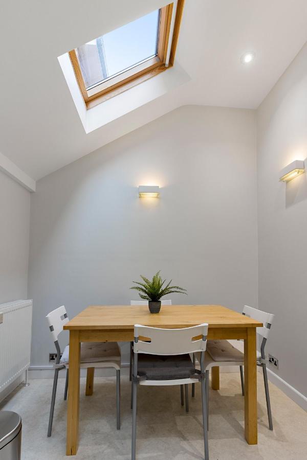Dillywicks By Staytor Accommodation Exeter Bagian luar foto